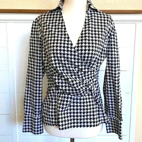 TALBOTS‎ Houndstooth Style Print Faux Wrap Top Blouse Sz 4 Black/White Classic - Picture 1 of 7